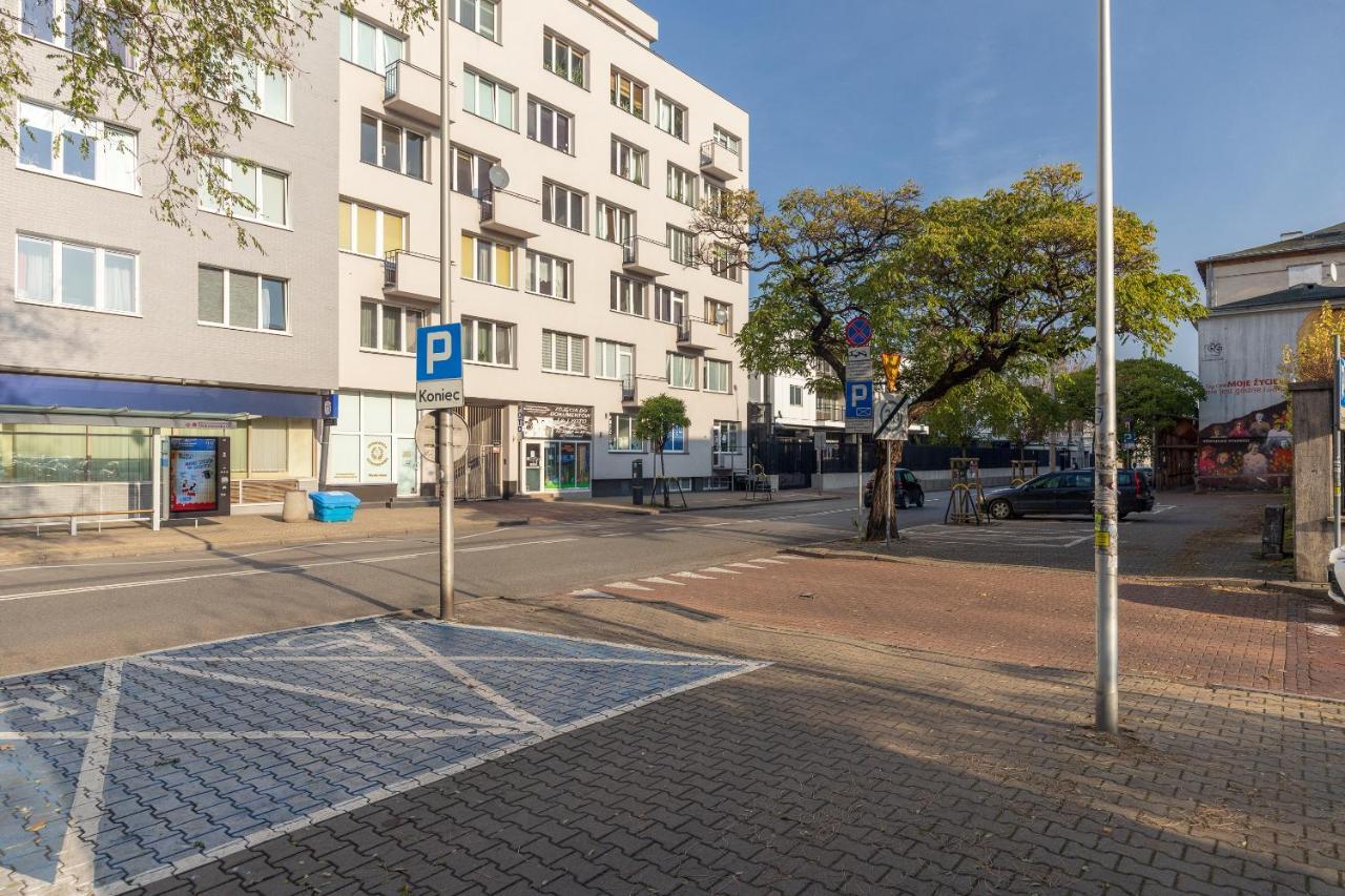 Piekna 2-Bedroom Apartment วอร์ซอ ภายนอก รูปภาพ